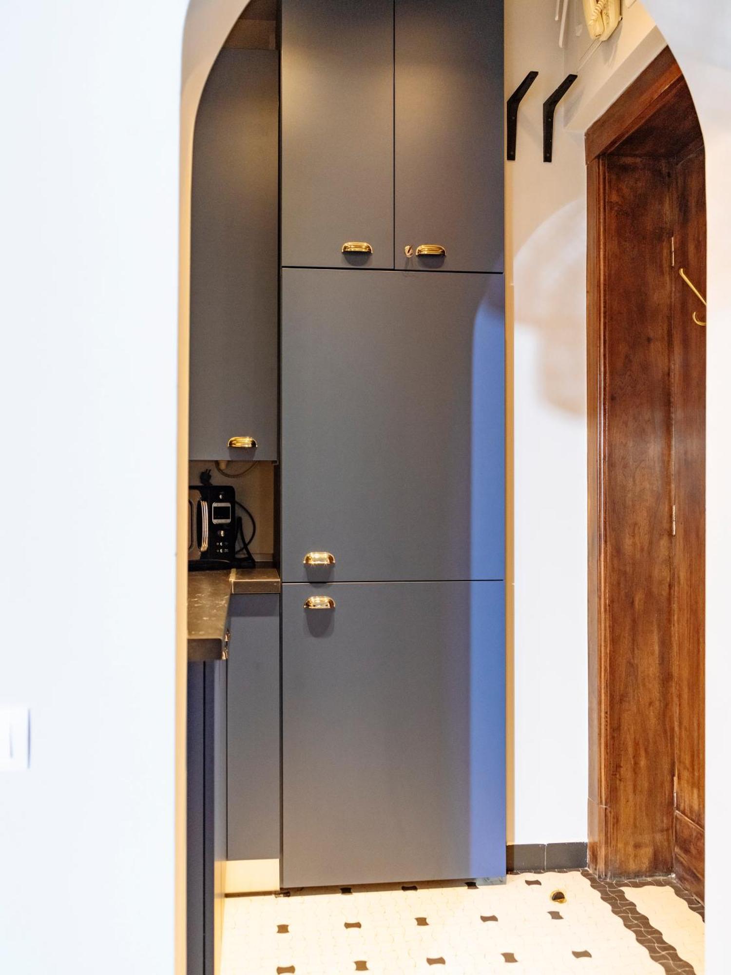 Petite Maison Sur Le Boulevard Букурещ Екстериор снимка
